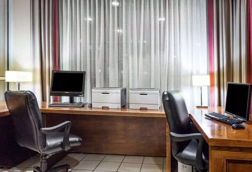 Отель Wyndham Garden Manassas