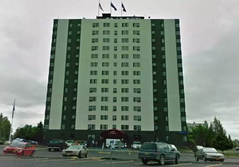 Inlet Tower Hotel & Suites