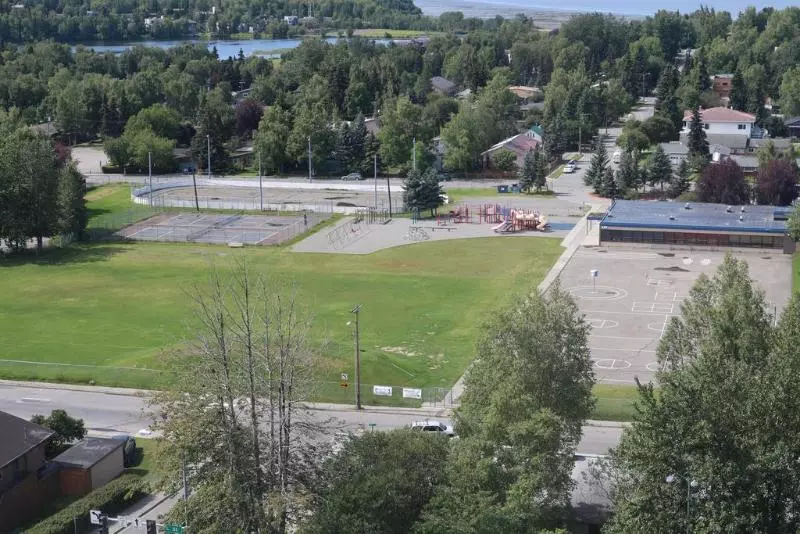 Inlet Tower Hotel & Suites