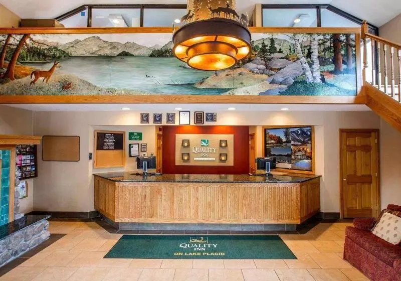 منتجع Quality Inn On Lake Placid Lake Placid