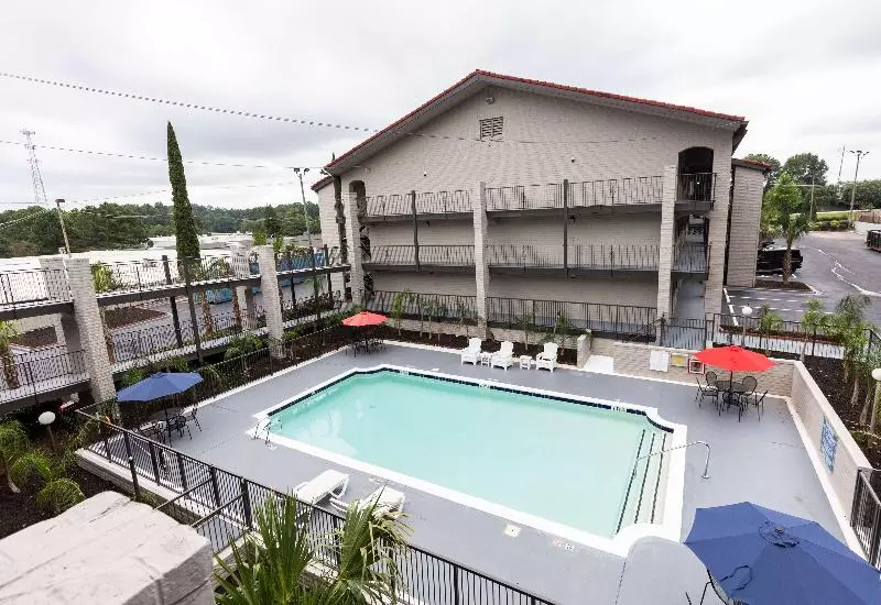 Bhagat Hotels Stone Mountain Atlanta Bw Signature Collection