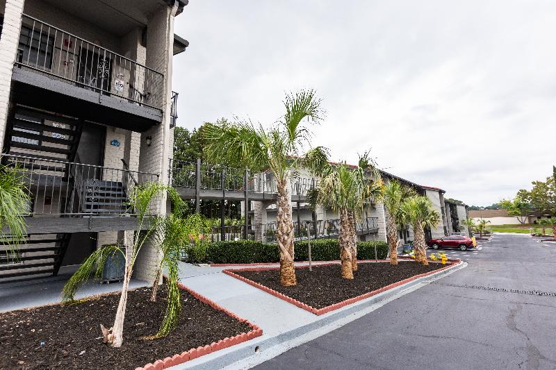 Bhagat Hotels Stone Mountain Atlanta Bw Signature Collection