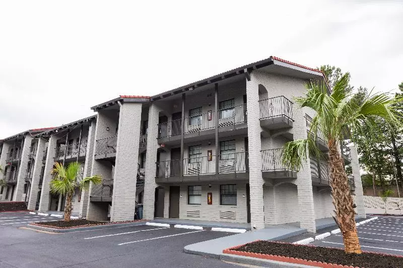 Bhagat Hotels Stone Mountain Atlanta Bw Signature Collection