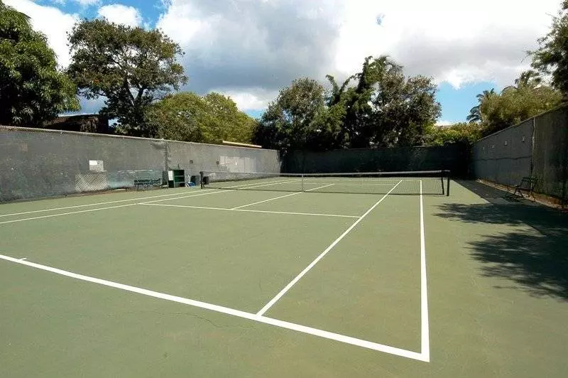 Отель Kihei Akahi Condos