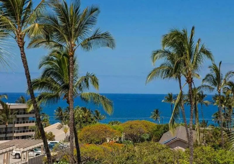 Отель Kihei Akahi Condos