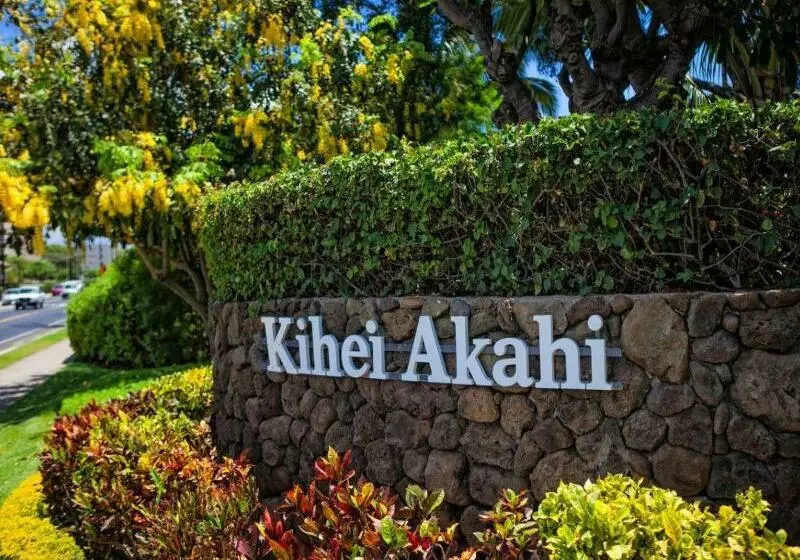 Отель Kihei Akahi Condos