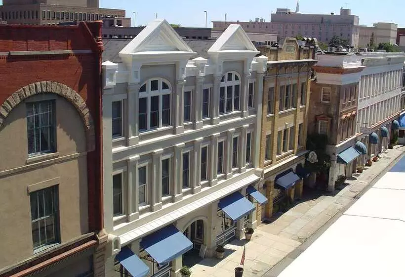 ホテル Kings Courtyard Inn