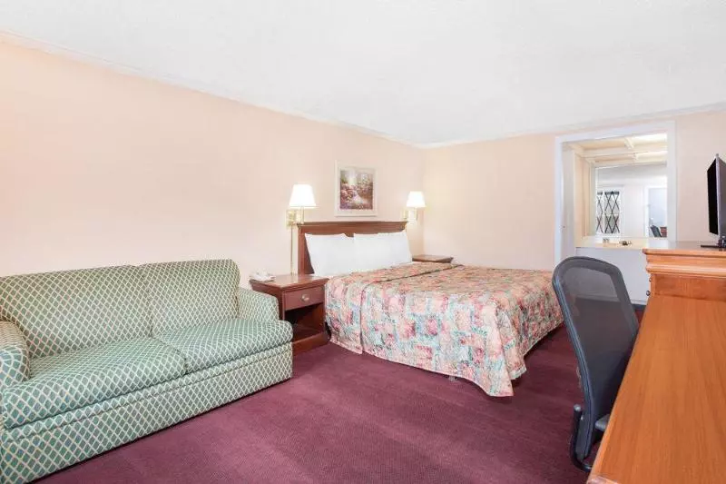 בית מלון כפרי Knights Inn Augusta