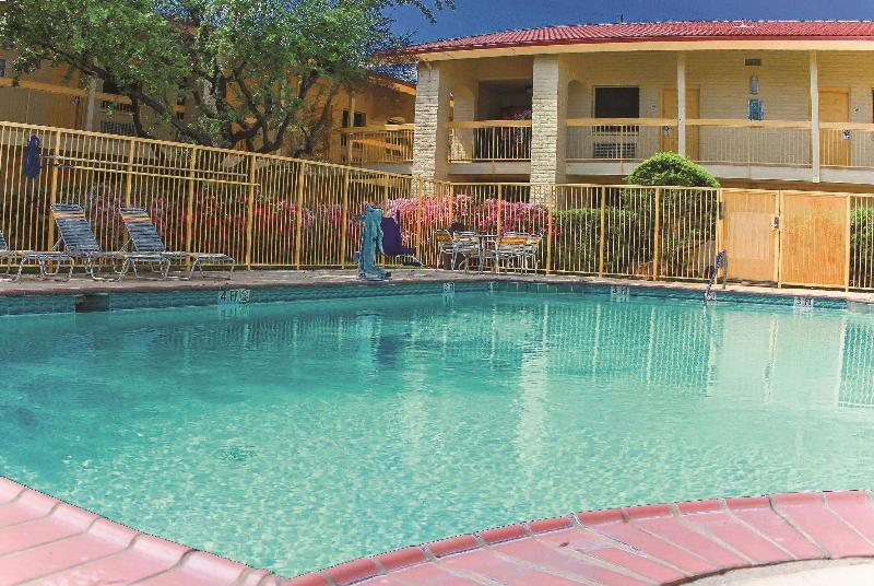 هتل La Quinta Inn By Wyndham Tyler