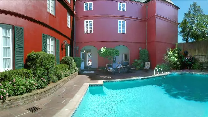 Le Richelieu Hotel In The French Quarter