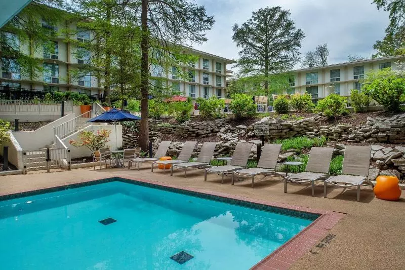 فندق Marriott St. Louis Airport