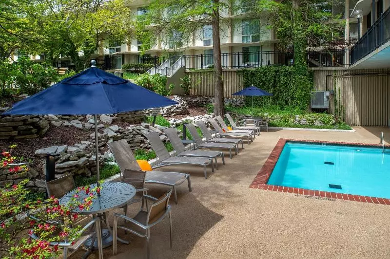 فندق Marriott St. Louis Airport