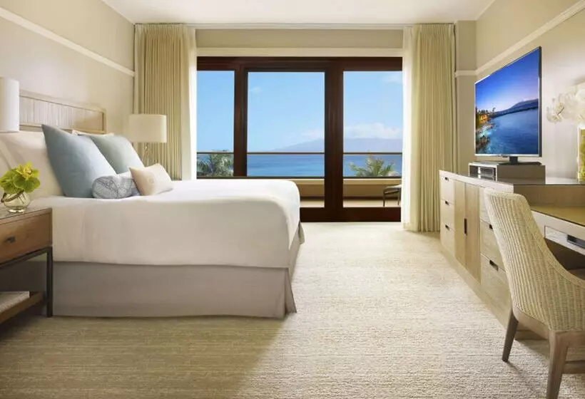 هتل Montage Kapalua Bay