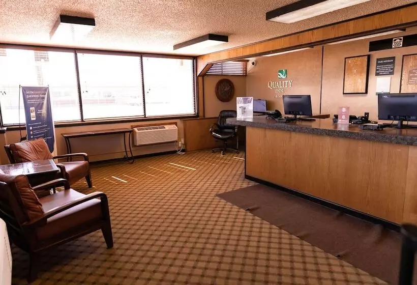 فندق Quality Inn
