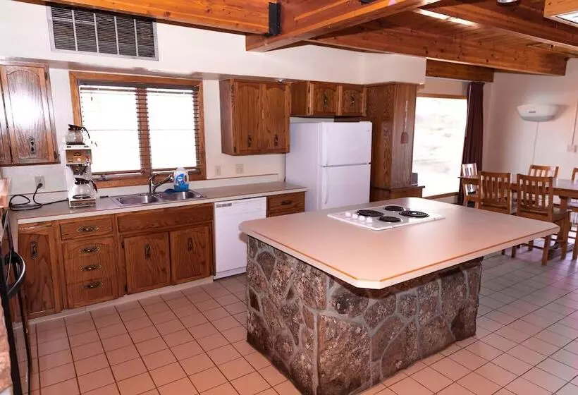 فندق Quality Inn