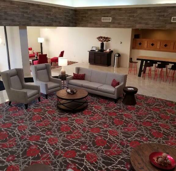 Hotel Ramada Plaza & Conf Center By Wyndham Fort Wayne