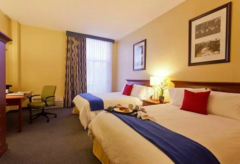 فندق Umass Lowell Inn And Conference Center