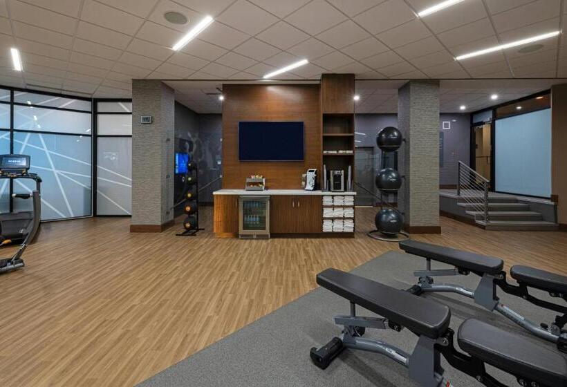 هتل Wichita Marriott