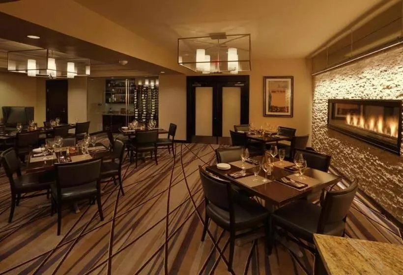 ホテル Wichita Marriott