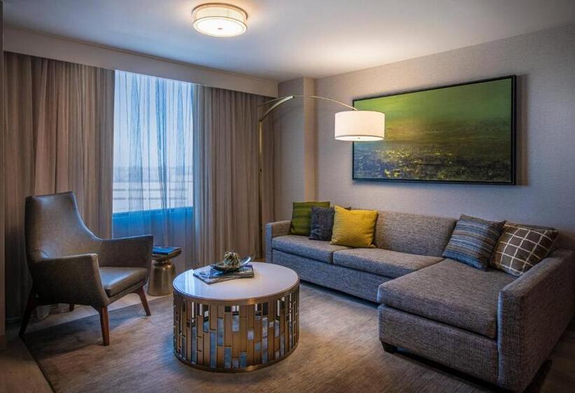 هتل Wichita Marriott