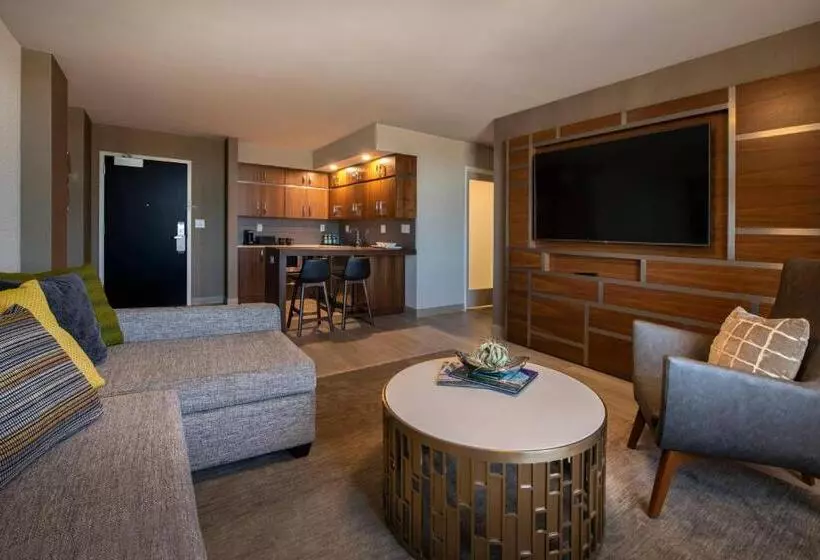 ホテル Wichita Marriott