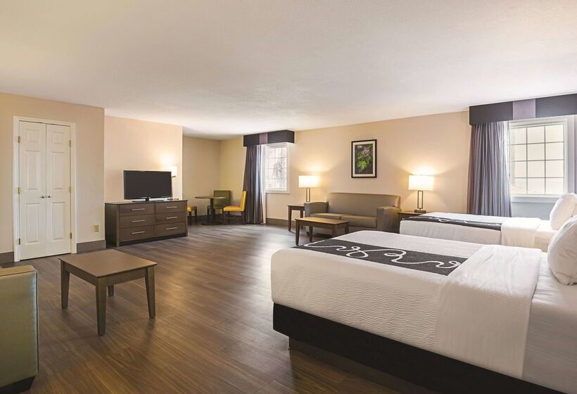 هتل Wingate By Wyndham Galveston East Beach