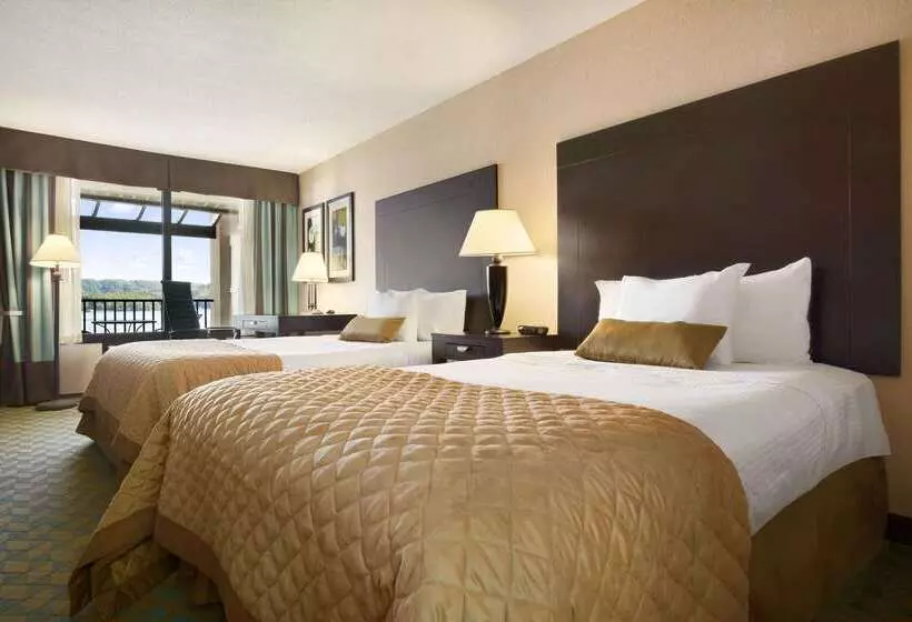 فندق Wyndham Garden Lake Guntersville