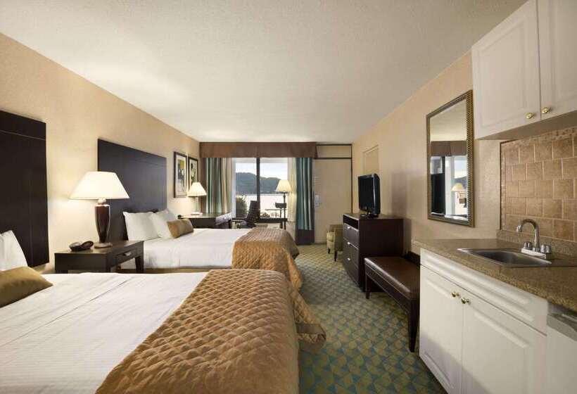 호텔 Wyndham Garden Lake Guntersville