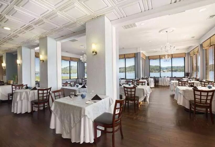 فندق Wyndham Garden Lake Guntersville