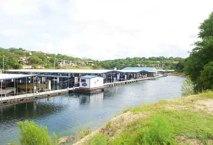 Lakeway Resort & Spa