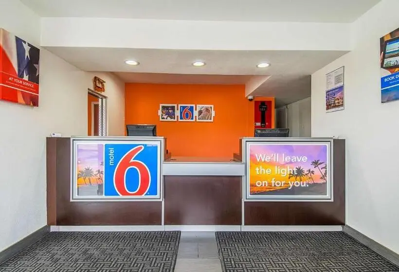 Motel 6 Bakersfield, Ca Airport