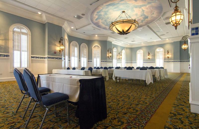 Pink Shell Beach Resort And Marina