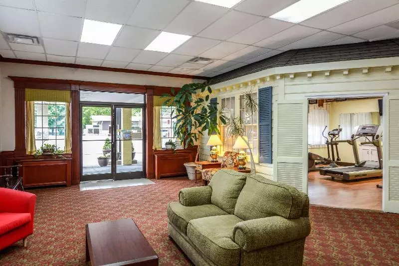 فندق Baymont By Wyndham Front Royal Near Shenandoah National Park