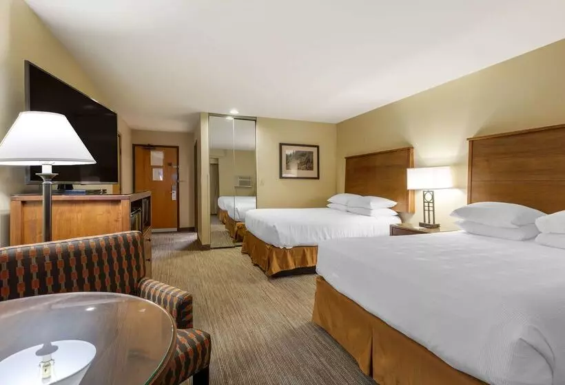 호텔 Best Western Plus Hood River Inn