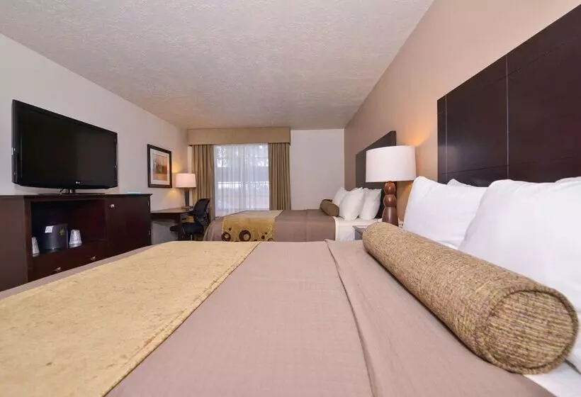 Wyndham Tucson Airport Hotel & Conference Center