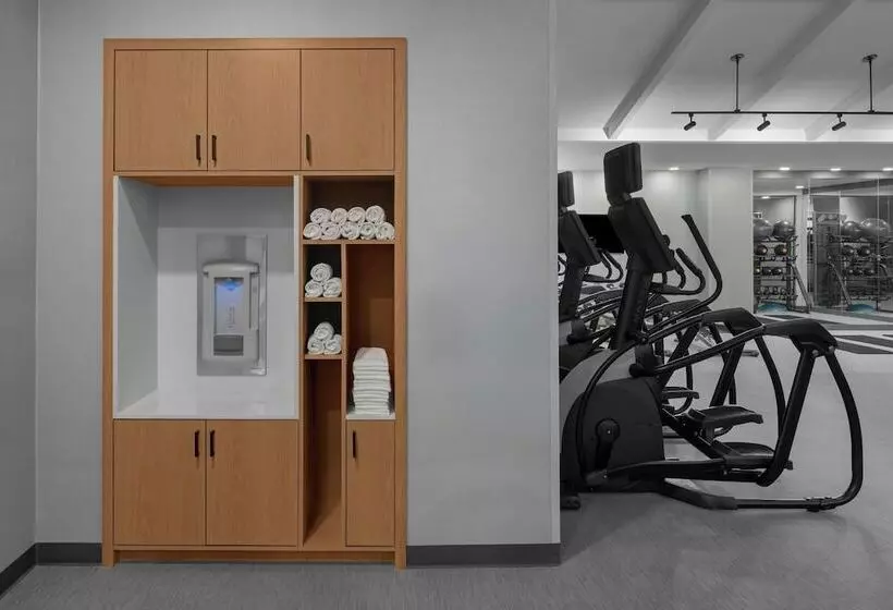 فندق Courtyard San Jose Airport