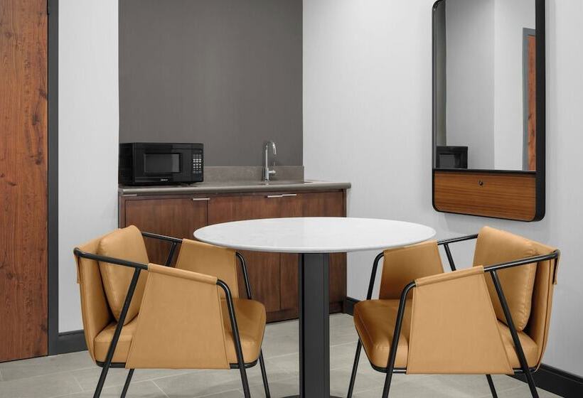 ホテル Courtyard San Jose Airport