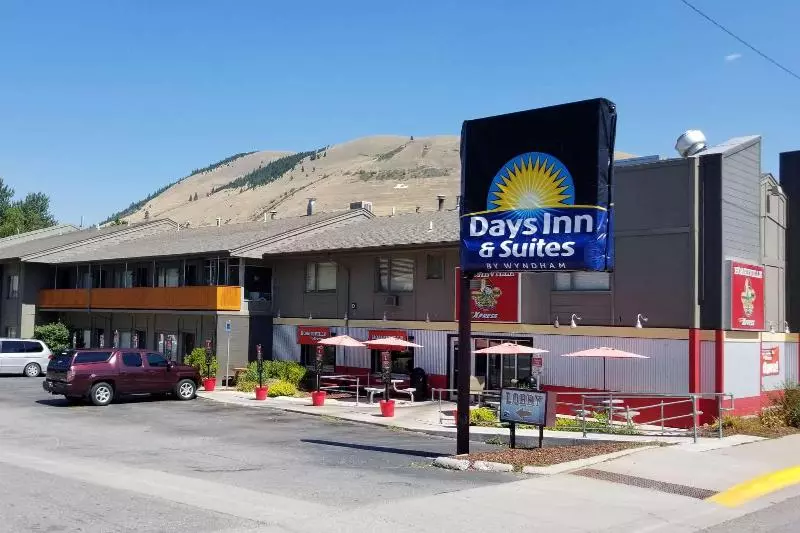 هتل Days Inn And Suites By Wyndham Downtown Missoulauniversity