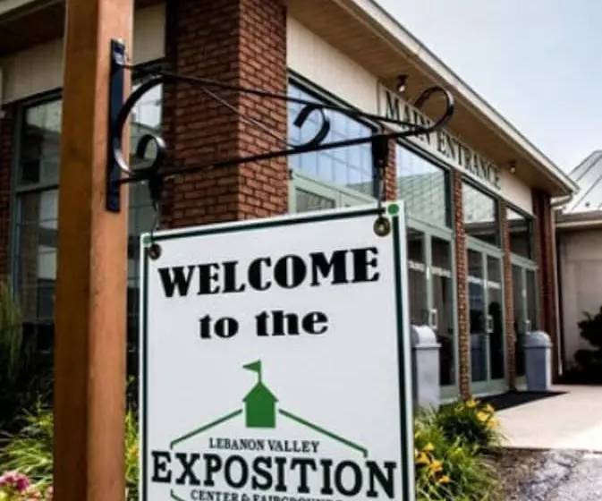 Отель Inn At Lebanon Hershey & Manheim Area