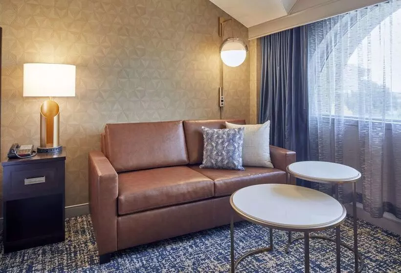 Отель Doubletree By Hilton Atlanta   Roswell