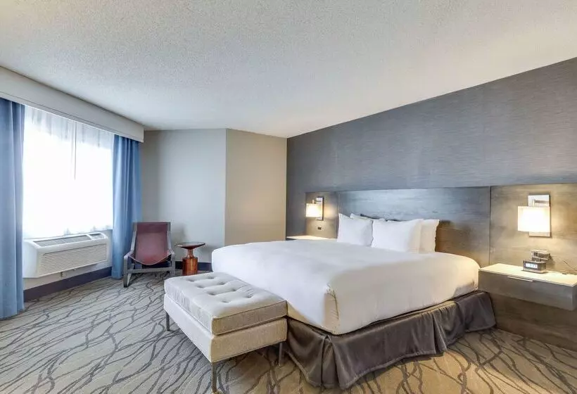 Doubletree By Hilton Hotel Racine Harbourwalk