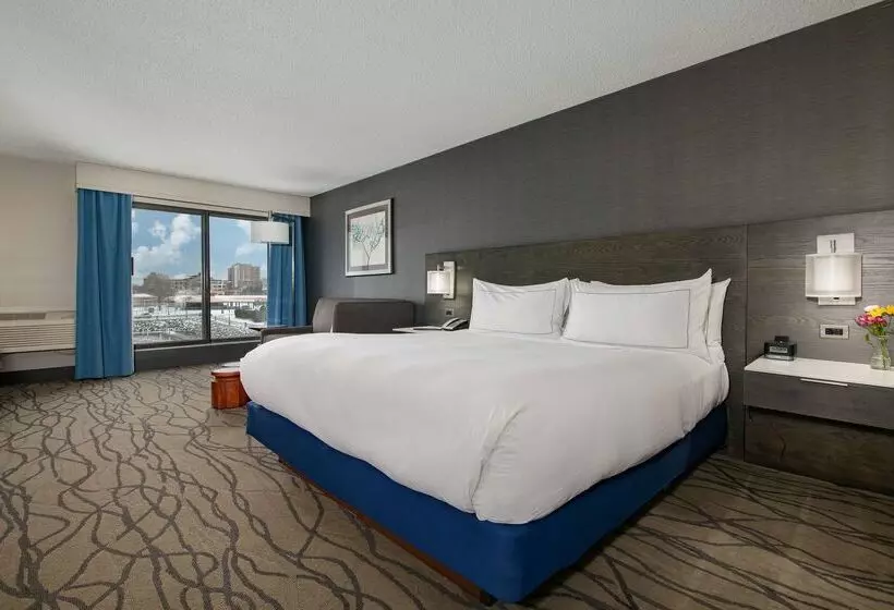 Doubletree By Hilton Hotel Racine Harbourwalk