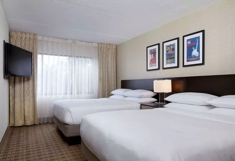 هتل Doubletree Suites By Hilton Nashville Airport