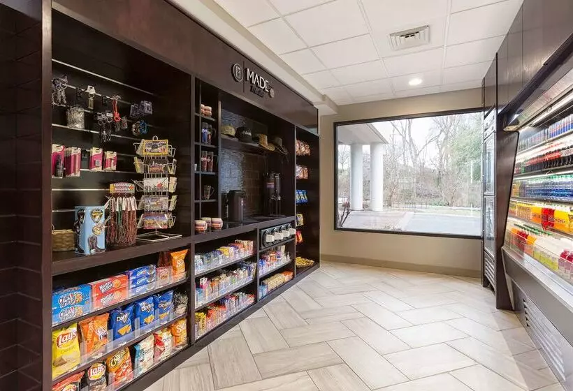 هتل Doubletree Suites By Hilton Nashville Airport