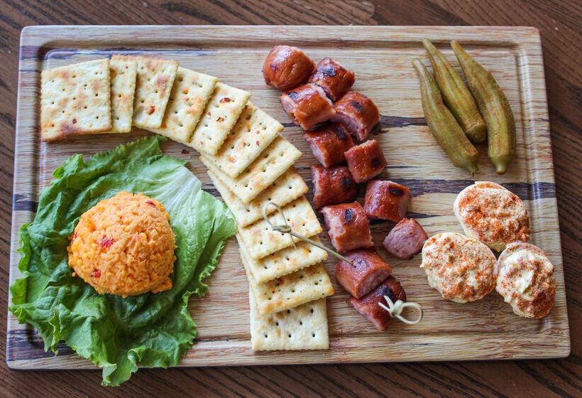 فندق Doubletree By Hilton Memphis Downtown