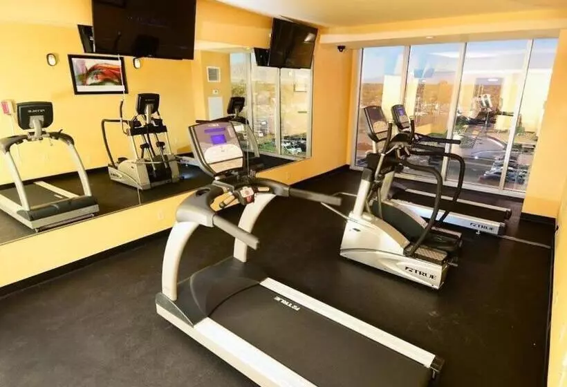 ホテル Eastside Cannery Casino