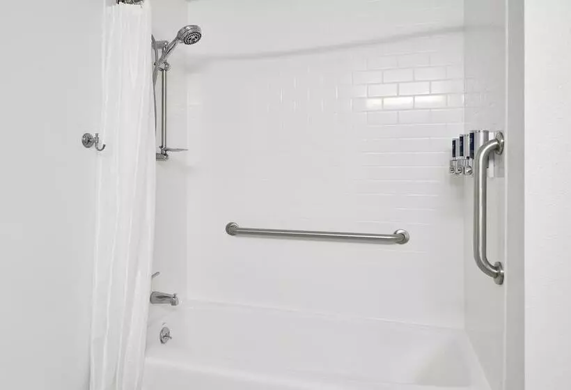 בית מלון כפרי Four Points By Sheraton Milwaukee Airport