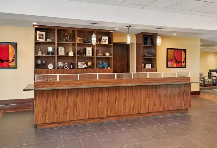 בית מלון כפרי Four Points By Sheraton Milwaukee Airport