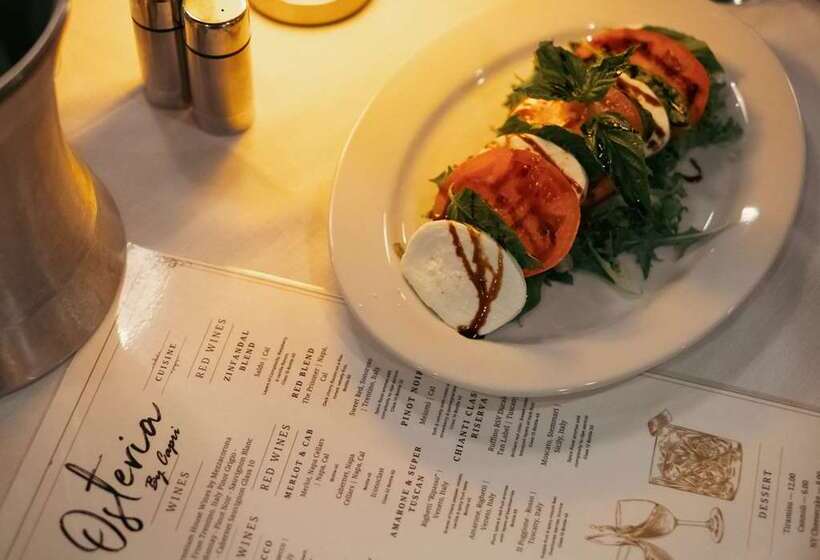 בית מלון כפרי Hilton Palm Beach Pbi