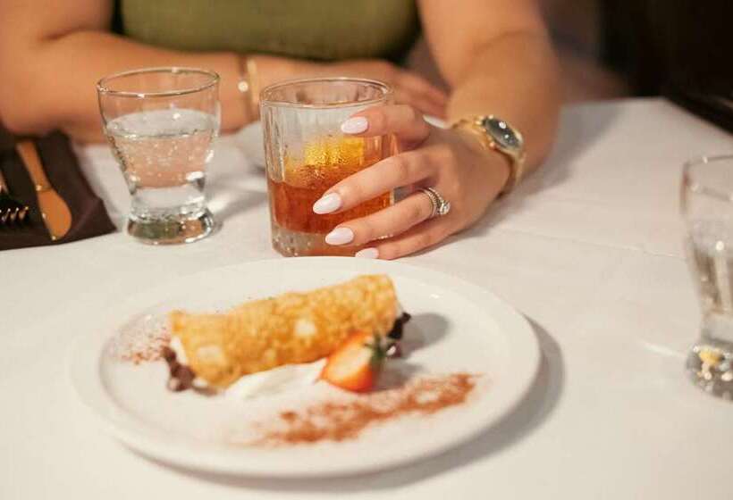 בית מלון כפרי Hilton Palm Beach Pbi